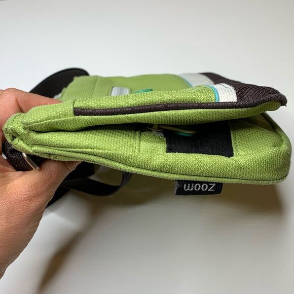 Sherpani green and brown zoom crossbody bag with multi pockets - Picture 8 of 9